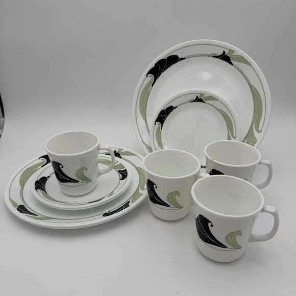 Vintage Dinner Plates Corelle Black Orchid Set of 3 - Picture 10 of 12